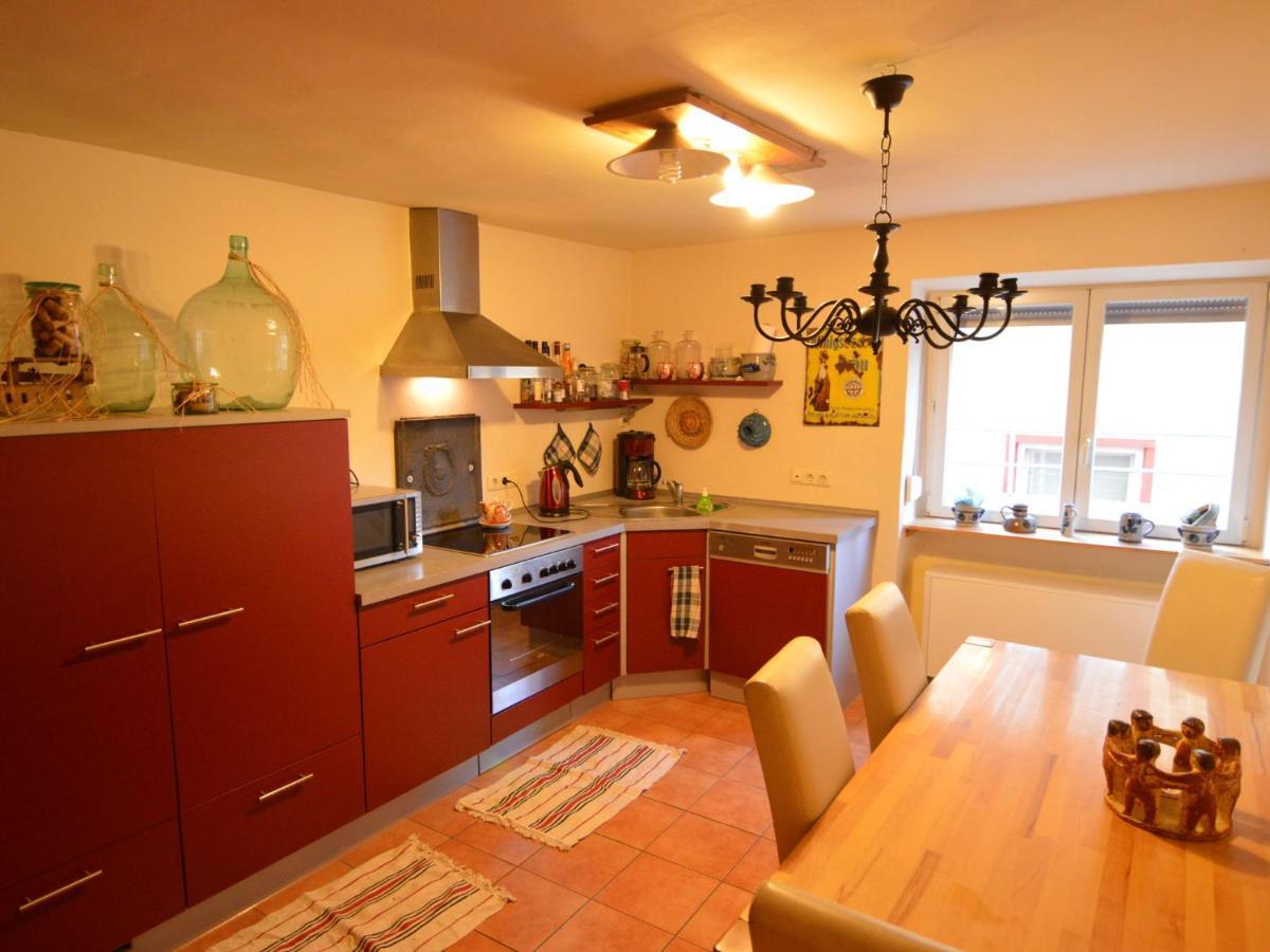 Charming Holiday Home in Neumagen Dhron near Moezel Buitenkant foto