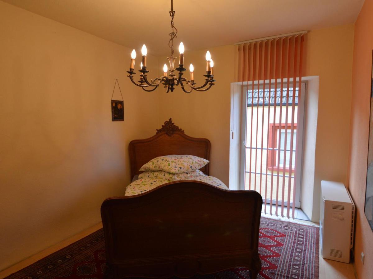 Charming Holiday Home in Neumagen Dhron near Moezel Buitenkant foto