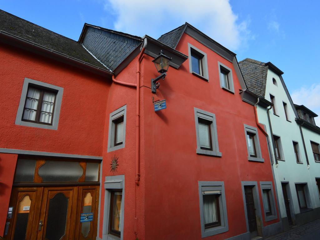 Charming Holiday Home in Neumagen Dhron near Moezel Buitenkant foto