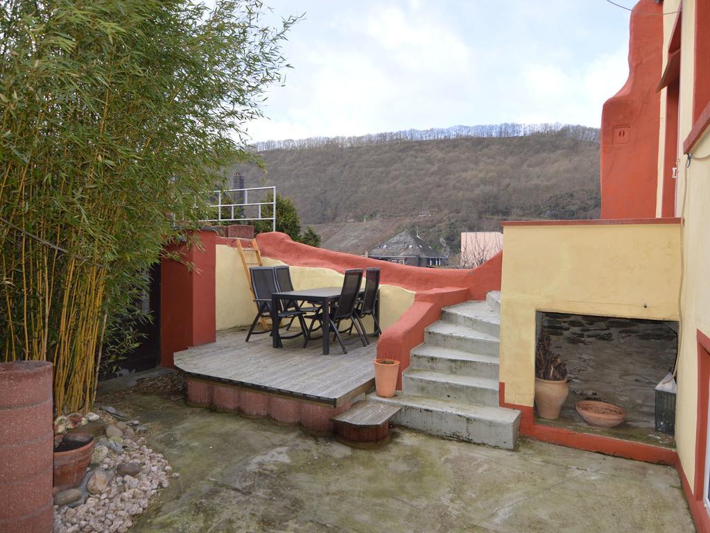 Charming Holiday Home in Neumagen Dhron near Moezel Buitenkant foto